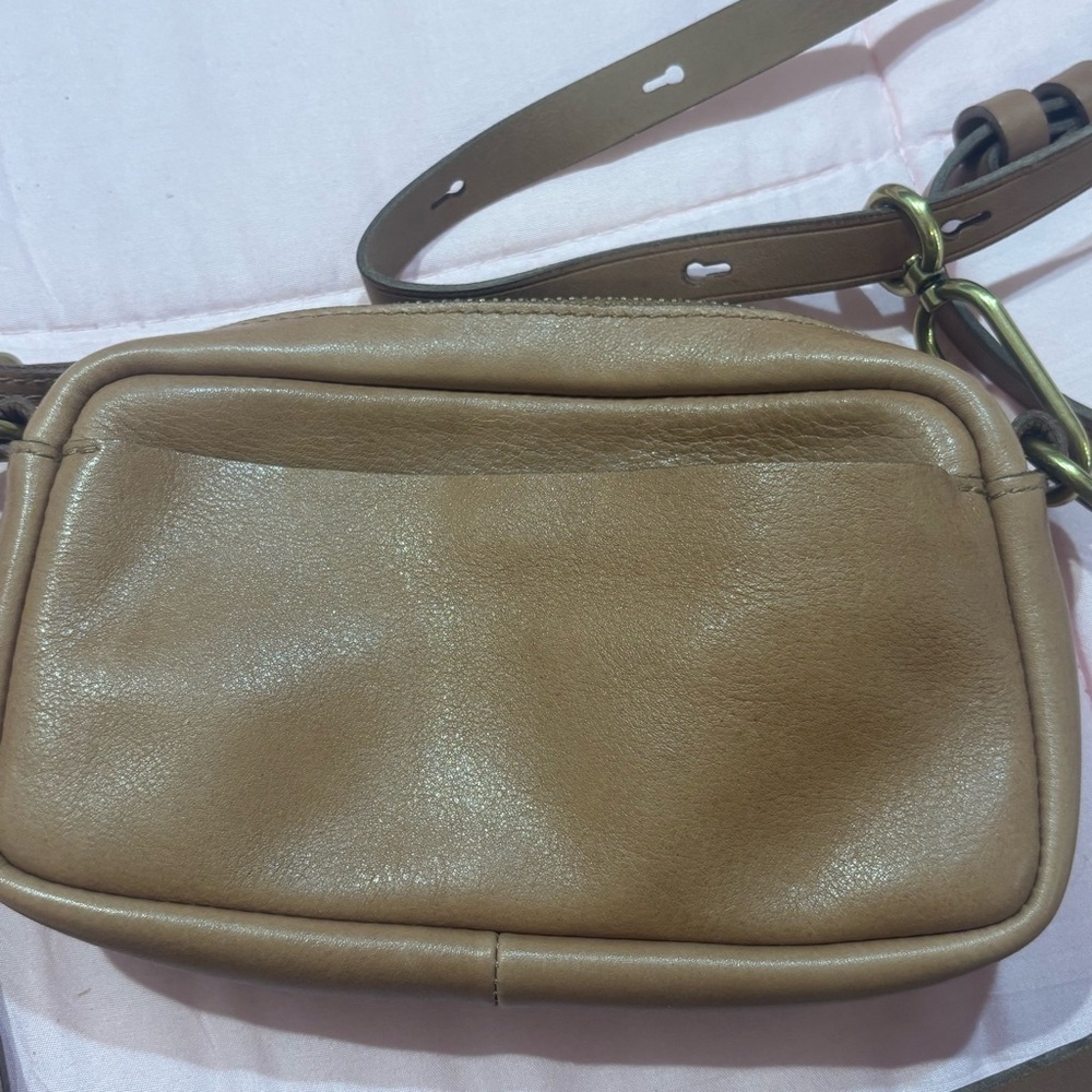 MADEWELL Leather Carabiner Mini Crossbody Shoulder Bag - Picture 6 of 6
